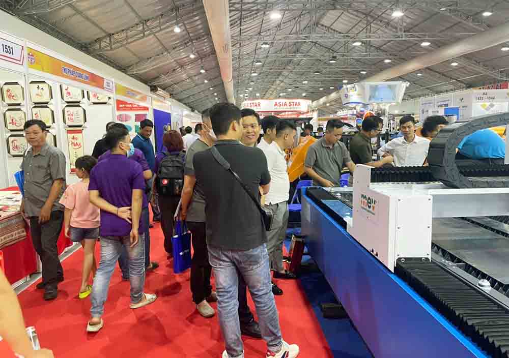 MEV tại triển lãm máy cắt cnc - Vietbuild Tp HCM