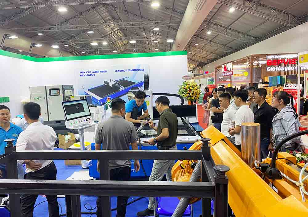 MEV tại triển lãm máy cắt cnc - Vietbuild Tp HCM