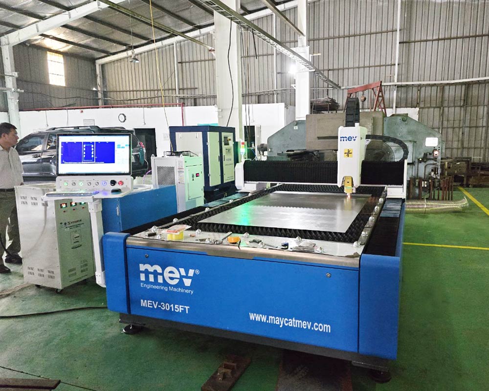 MEV cung cấp máy cắt laser giá rẻ - Máy nén khí 22Kw tại Hà Nội