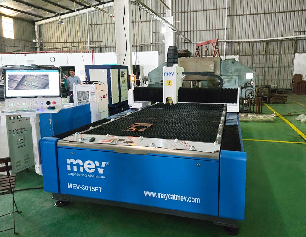 MEV cung cấp máy cắt laser giá rẻ - Máy nén khí 22Kw tại Hà Nội