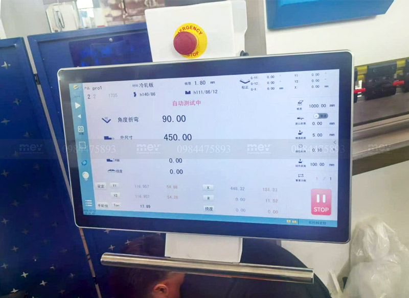 Máy chấn tôn CNC 320 tấn PBH320/6000