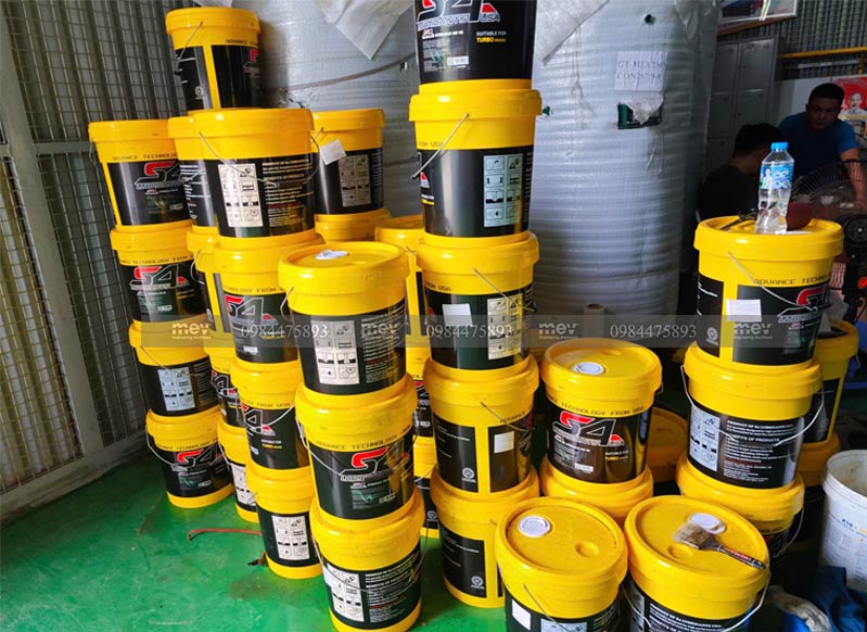Lựa chọn dầu thủy lực 46, 68 cho máy chấn tôn