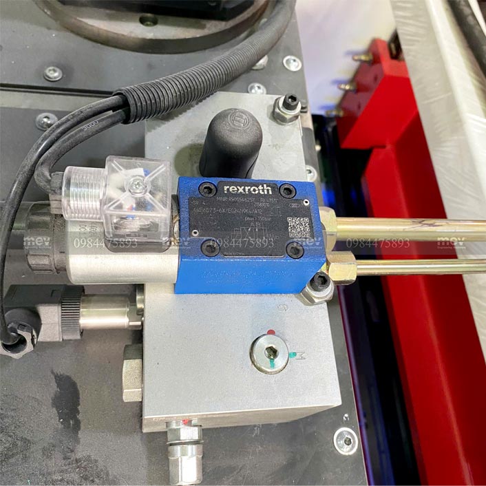 Van thủy lực Rexroth dùng cho máy chấn CNC