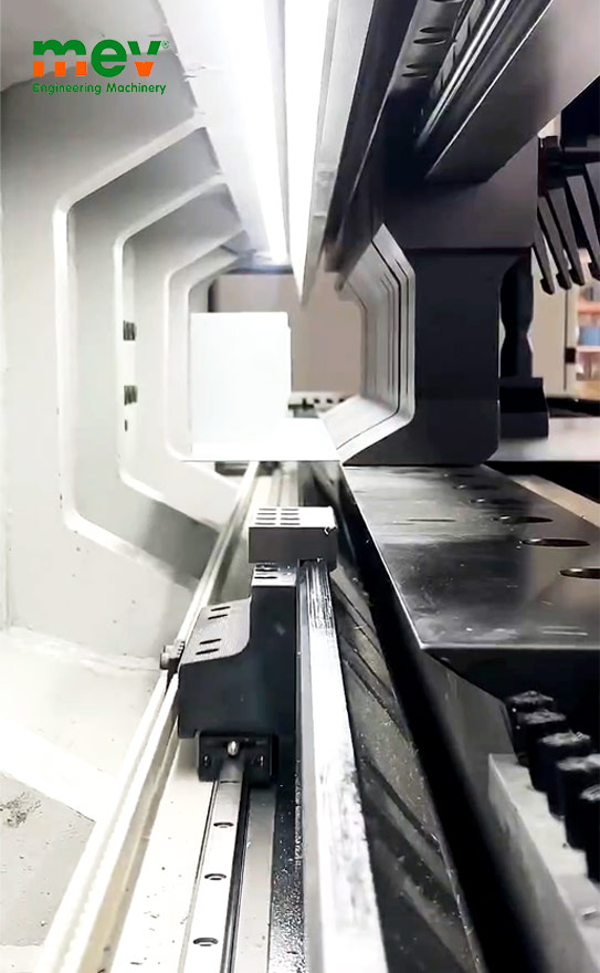 máy chấn gấp tự động auto bending