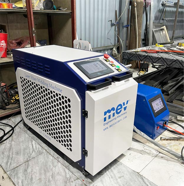 MEV Bàn Giao Máy Hàn Laser Inox 1500W
