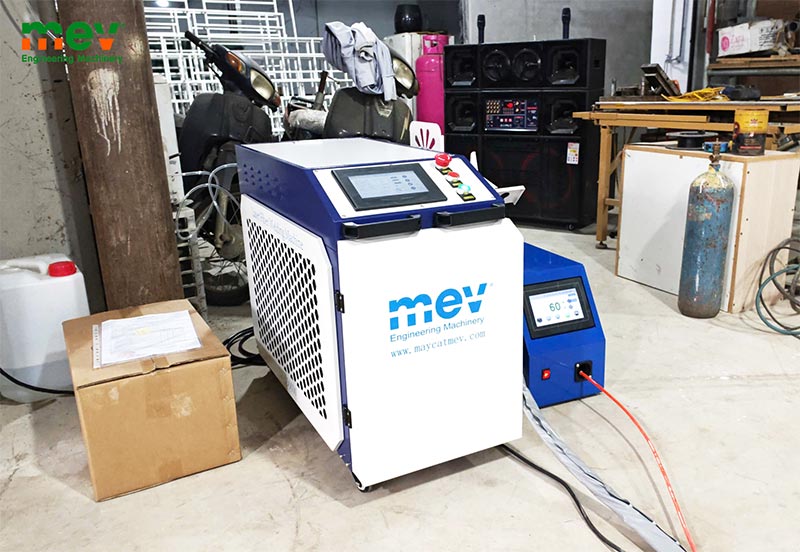 MEV bàn giao máy hàn laser 1500W tại Hà Nội