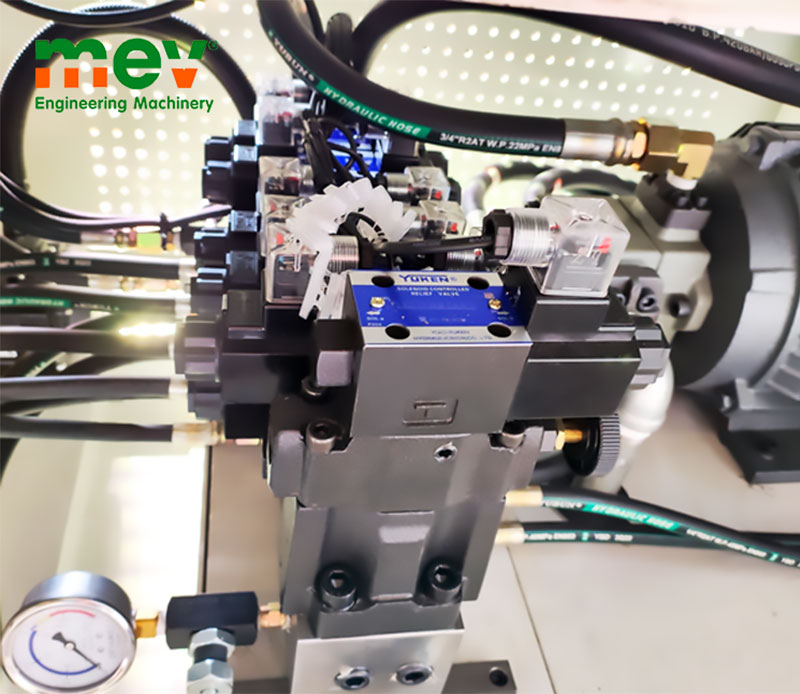 Máy uốn ống CNC 3 trục MEV GY-38CNC-3A-1S