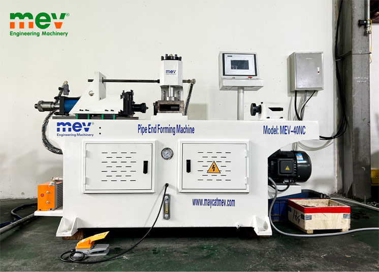 MEV bàn giao máy doa lỗ ống tại Hà Nội