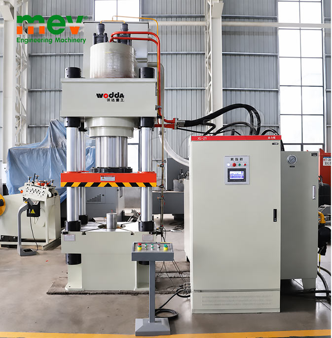 Máy đột dập kim loại