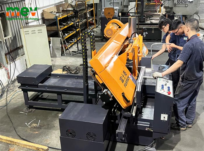 MEV lắp đặt máy cưa vòng tại Hà Nội FS4240